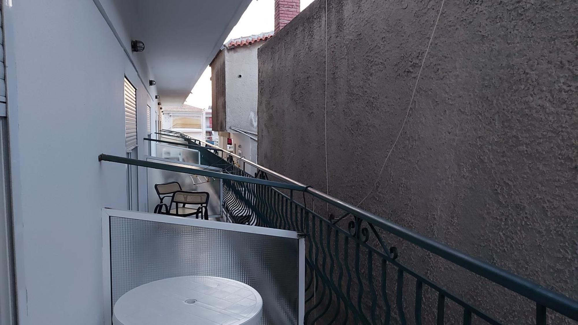 Spanos Apartments Anna'S Lodge Polychrono Exterior photo